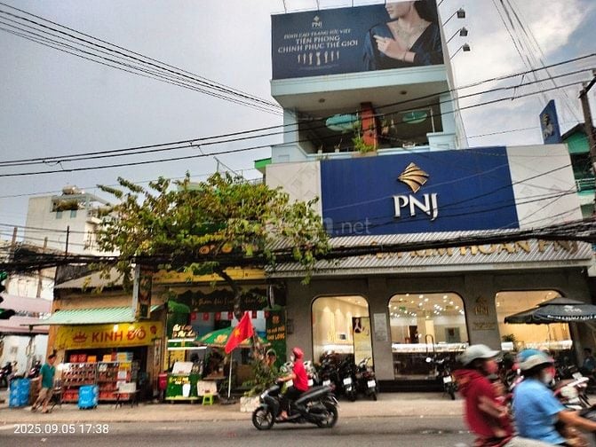 BÁN HOẶC CHO THUÊ NHÀ THỊ TRẤN HÓC MÔN 162m2 BÀ TRIỆU 2 Lầu 
