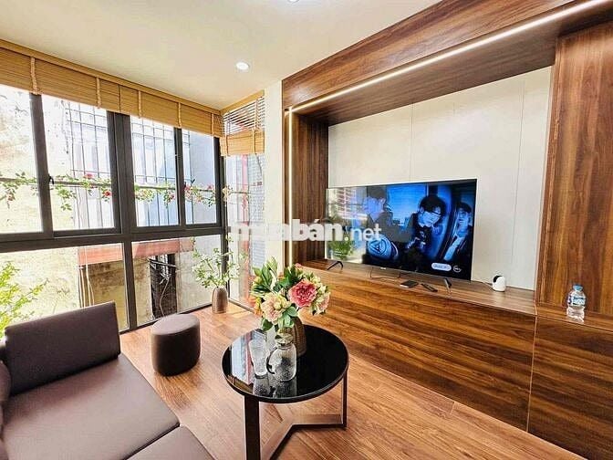 Phố cổ Trần hưng Đạo 4,75 tỷ nhà đẹp ở ngay 90 m2 tập thể quận Hoàn Ki
