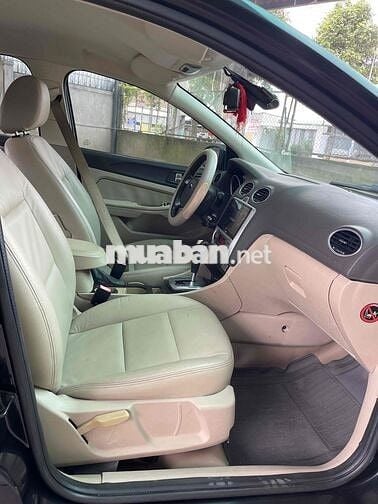 Ford Focus 2011 2.0 AT - 118000 km