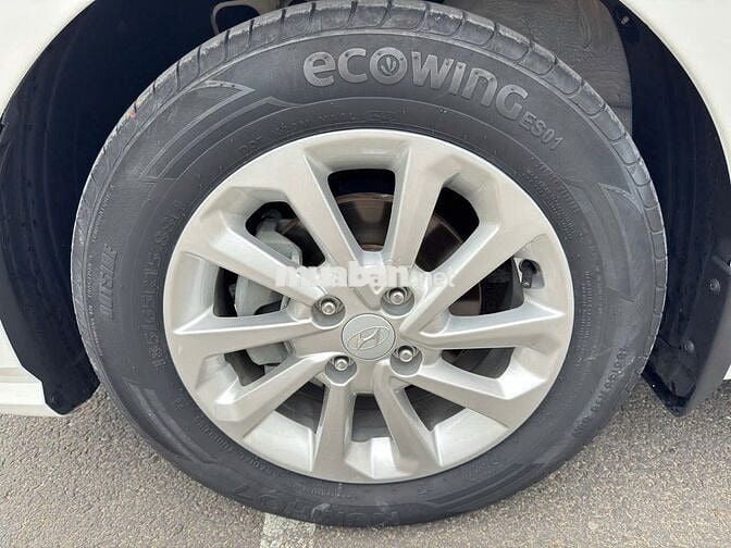 Hyundai Accent 2022 1.4 AT - 49000 km