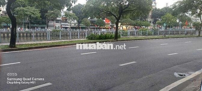Cho thuê vỉa hè 799 Hoàng Sa P11 quận 3