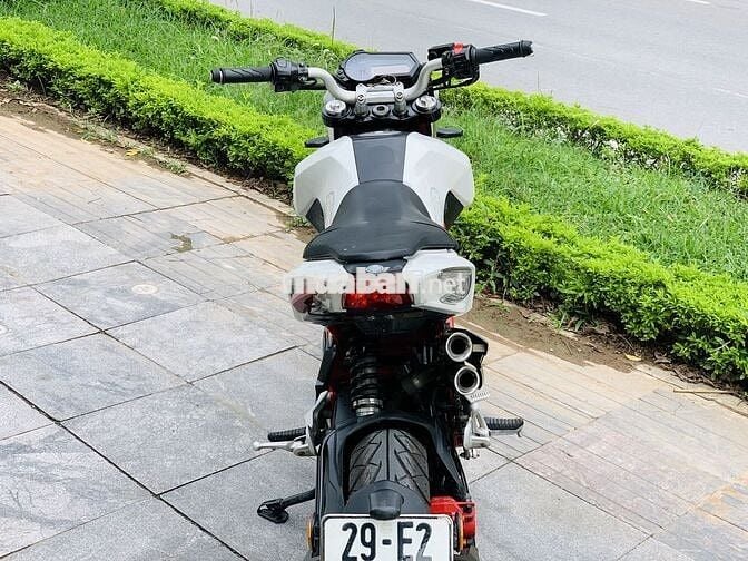 BENELLI TNT 125 NGUYÊN ZIN ĐỜI CAO BIỂN HN XE NHẬP