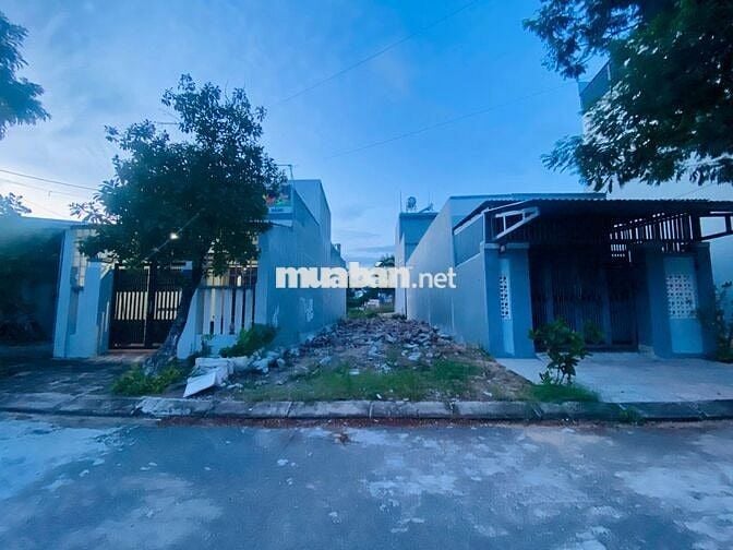 Bán gấp lô MT đường Khái Đông 4- 90m2- Gần FPT- giá đầu tư !