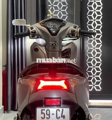 Honda Lead 4val 125cc ! Phiên Bản Xám Đặc Biệt !