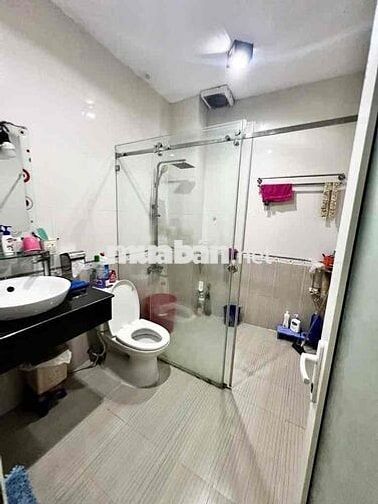 Nhà Đẹp 4 Tầng — Gần Gò Xoài Mã Lò Lê Văn Quới ( 4m x 17m)
