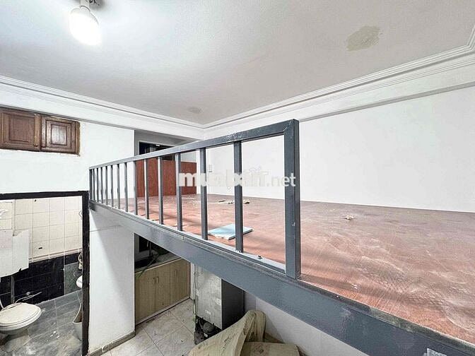 Căn Hộ Gác New 100% Full NT Nhà Đang Xây Ngay Đại Học Kinh Tế UEh