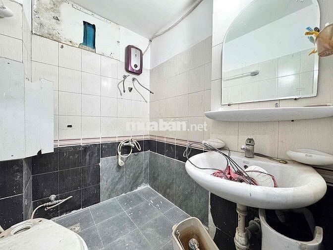 Căn Hộ Gác New 100% Full NT Nhà Đang Xây Ngay Đại Học Kinh Tế UEh