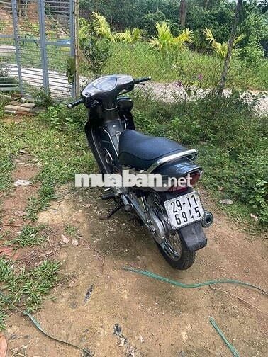 nhà thừa xe cần bán future đời 2004 xi nhan trắng!