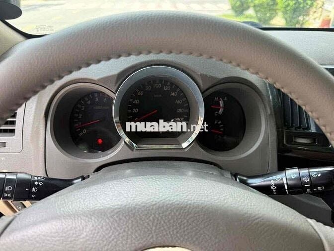 Toyota Fortuner 2011 2.7V - 127000 km