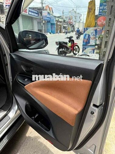 Toyota Innova 2016 2.0E - 116000 km