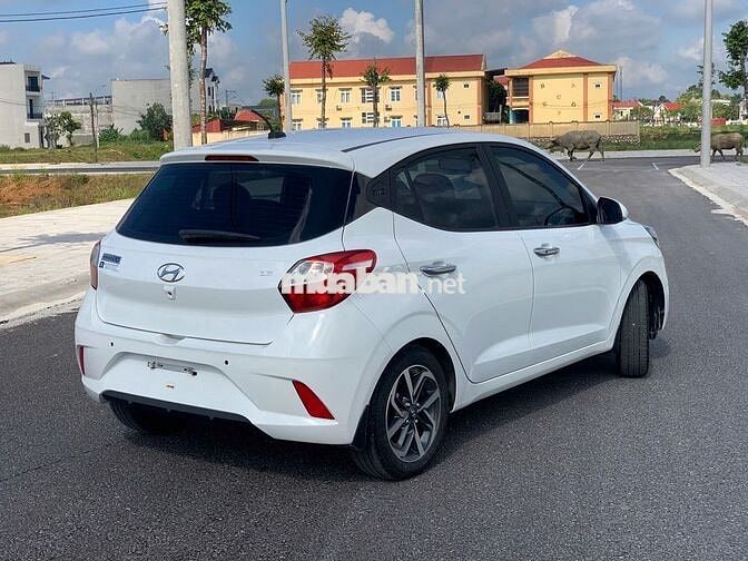 Hyundai Grand i10 2022 1.2 AT - 12000km rất giữ xe