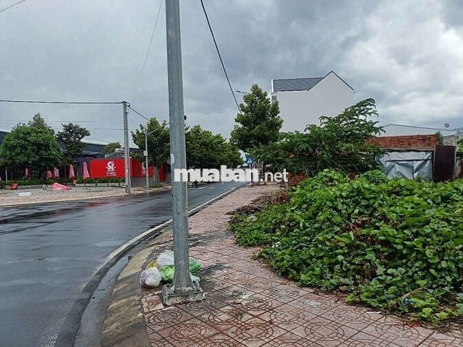 đất nền 800m2, mặt tiền Mậu Thân 2, Vĩnh Long
