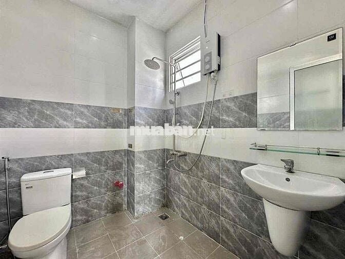 CĂN HỘ DUPLEX BALCONY, MÁY GIẶC RIÊNG, THANG MÁY NGAY ĐẠI HỌC VLUCS2