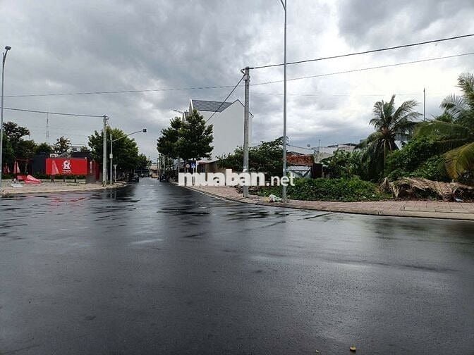 đất nền 800m2, mặt tiền Mậu Thân 2, Vĩnh Long