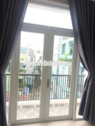 Thuê Phòng trọ 35m2 đường Bùi Đình Túy, Bình Thạnh, không ở chung chủ