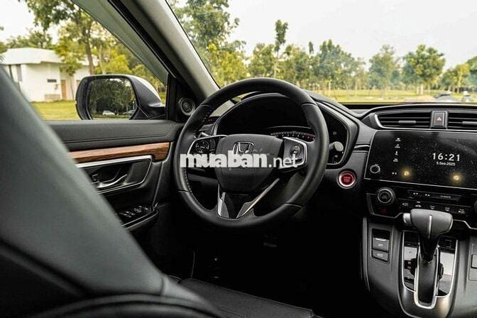 Honda CRV - G xe 7 chỗ màu trắng nhập Thái