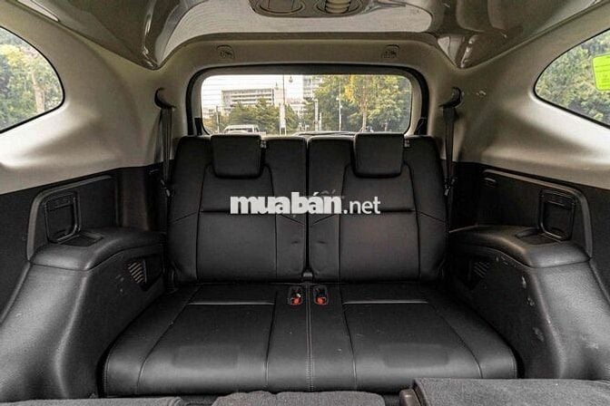 Honda CRV - G xe 7 chỗ màu trắng nhập Thái