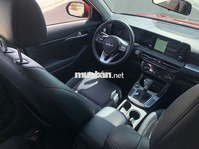 Kia Seltos 2024 1.5 AT - 17000 km xe đẹp ít đi