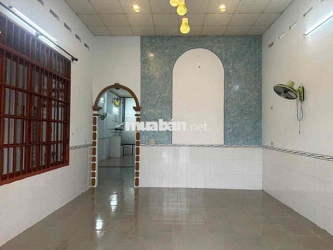 Cho Thuê nhà ( DT 7m * 22 m ) Gần Ngã Tư Nguyễn Khuyến