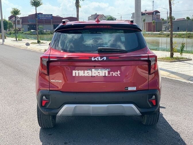 Kia Seltos 2024 1.5 AT - 17000 km xe đẹp ít đi