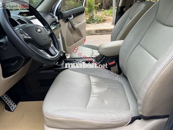 KIA Sorento DATH 2018 full lướt màu trắng