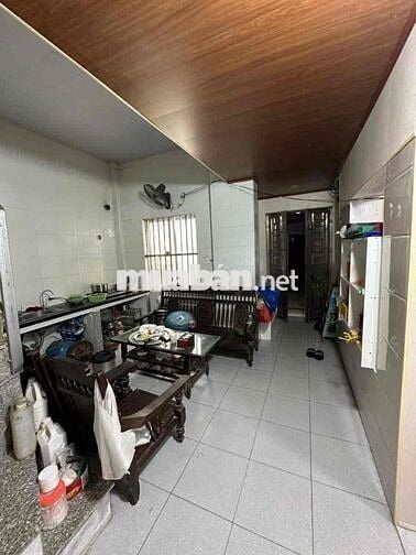 Bán nhà tập thể phố ngọc hồi nhà đẹp 2 thoáng oto đỗ cửa 90m Tầng 3 gi