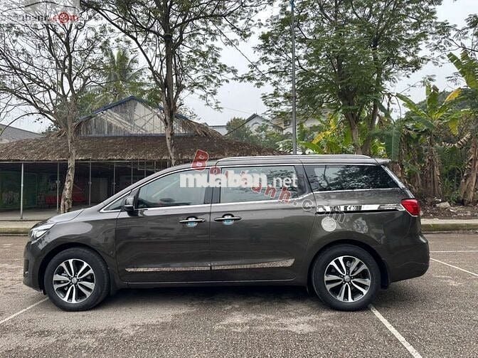 kia sedona máy dầu số tự động