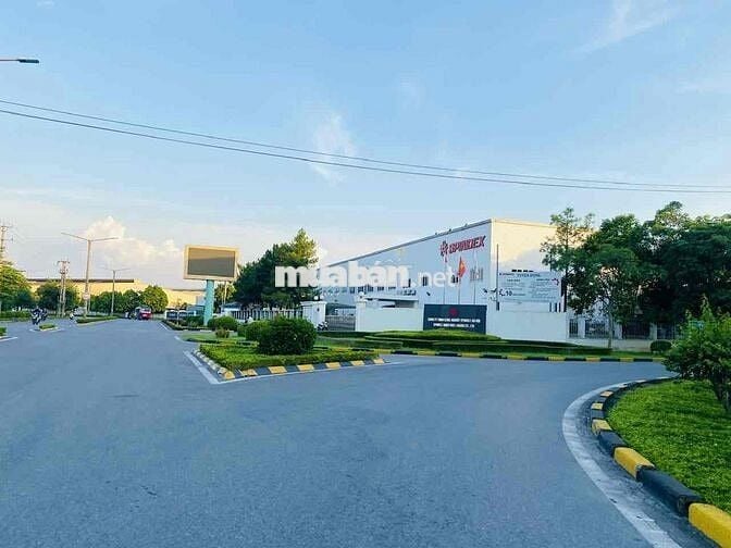 Đất Quang Tiến- Sóc sơn-oto tránh-85m2-MT 5.8m-Nhú 2 tỷ.