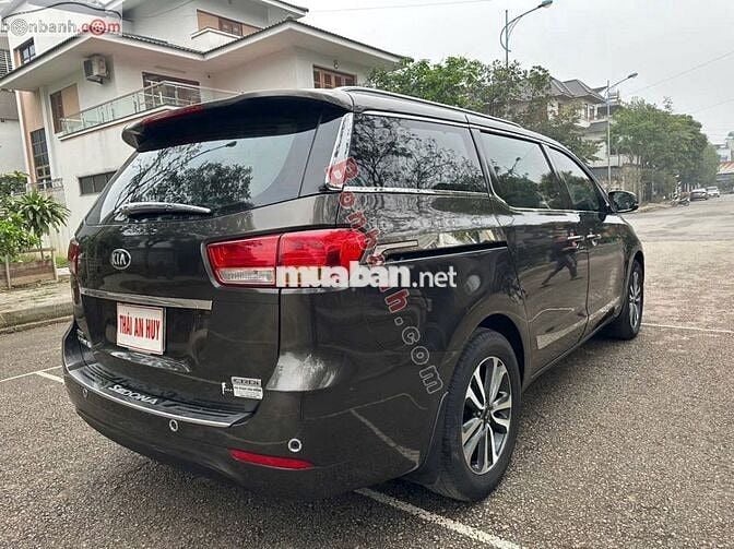 kia sedona máy dầu số tự động