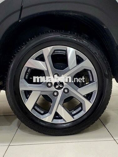 Mitsubishi Xpander Cross 2024 - 18900 km