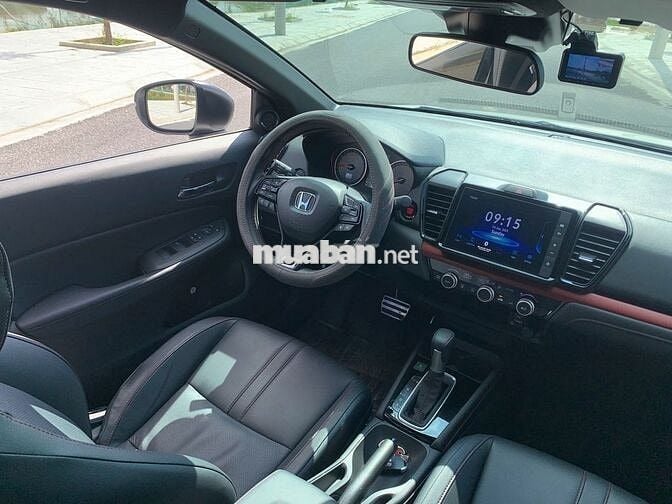 Honda City 2025 RS 1.5AT- 8000 km lăn bánh 3 tháng
