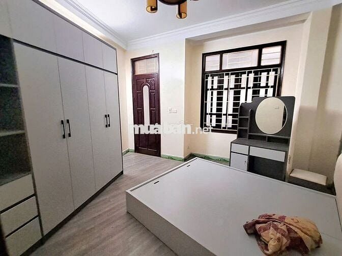 4.5 TỶ-31M2-4 TẦNG-3 NGỦ-TAM TRINH-MINH KHAI