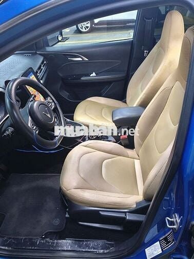 VinFast VFe34 2022