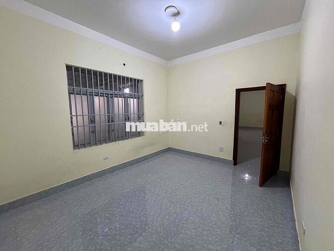 Nhà Xưởng 1000m2 ở Phường Chơn Thành