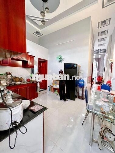 BÁN NHÀ 1T1L ĐƯỜNG SỐ 9 THỦ ĐỨC CÓ SỔ HỒNG 33,2M2 CHỈ 1TY3, HẺM XE HƠI