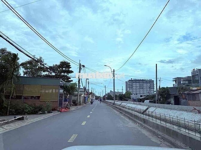 Đất mặt tiền An Phú Đông 10 nối dài, 4.3x22, TC:64, sát sông SG. 4.7ty