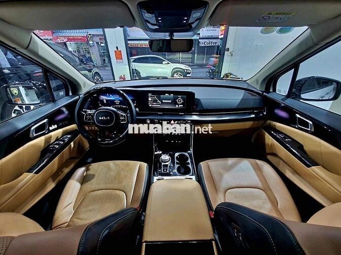 Kia Carnival 2022 2.2D Luxury 8 chỗ - 65000 km