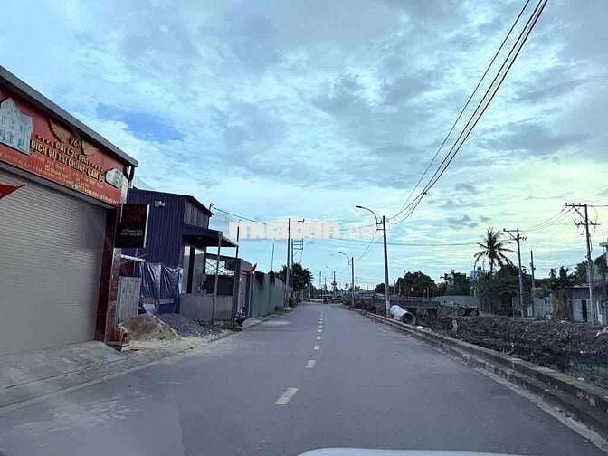 Đất mặt tiền An Phú Đông 10 nối dài, 4.3x22, TC:64, sát sông SG. 4.7ty