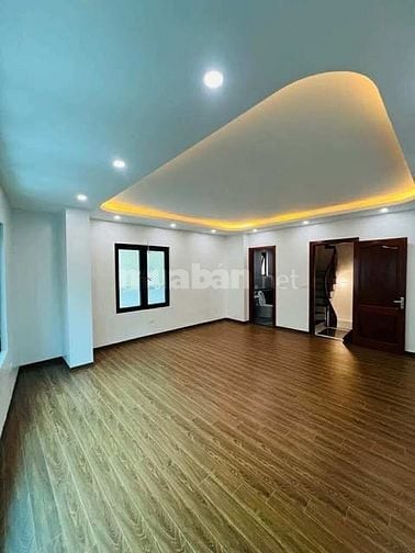 🌹 LÔ GÓC PHỐ ĐỘI NHÂN – TT QUẬN BA ĐÌNH - 7 TẦNG THANG MÁY – Ô TÔ ĐỖ 