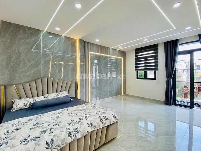 Kẹt vốn cần bán gấp căn 49,9m2 giá 2 tỷ 500 triệu đường Phan Huy Ích ,