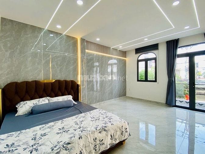Kẹt vốn cần bán gấp căn 49,9m2 giá 2 tỷ 500 triệu đường Phan Huy Ích ,