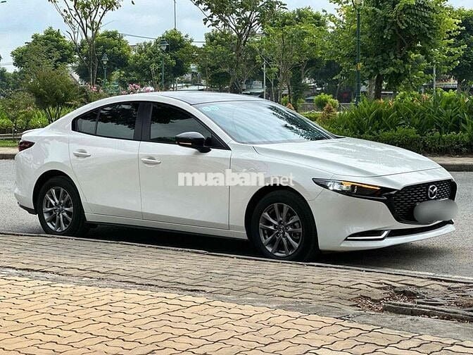Mazda 3 2024 1.5L Luxury - 40000 km