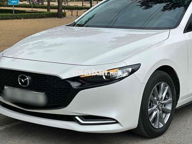 Mazda 3 2024 1.5L Luxury - 40000 km