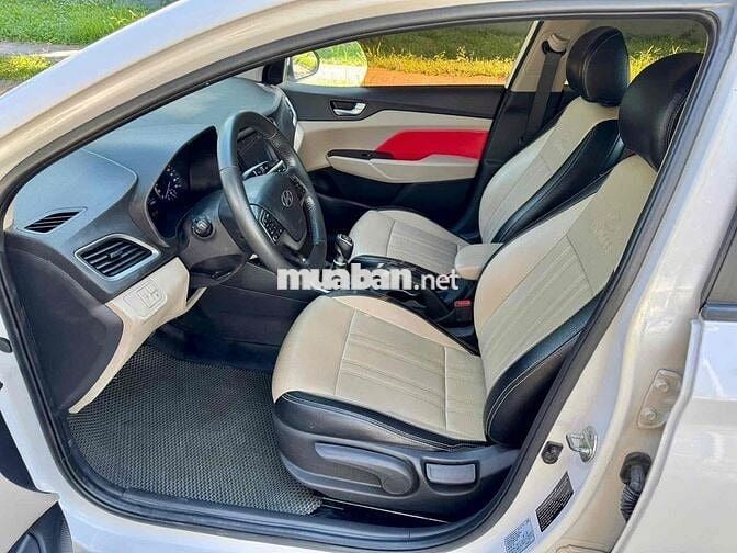 Hyundai Accent 2020 2021 số sàn bản đủ xe zin 100%