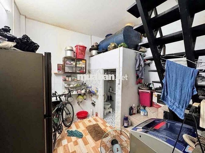 Nhà Đẹp 2 Tầng (3B) — Gần Bình Long Nguyễn Sơn ( 3.4m x 8m) Hướng Tây