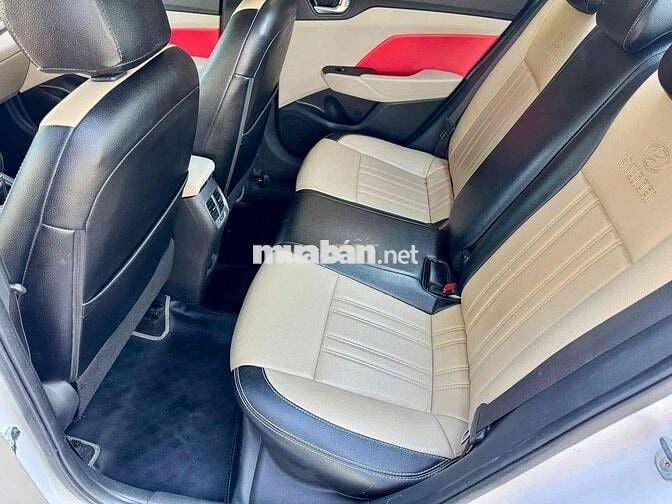 Hyundai Accent 2020 2021 số sàn bản đủ xe zin 100%