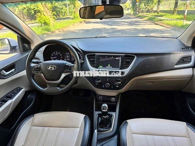 Hyundai Accent 2020 2021 số sàn bản đủ xe zin 100%