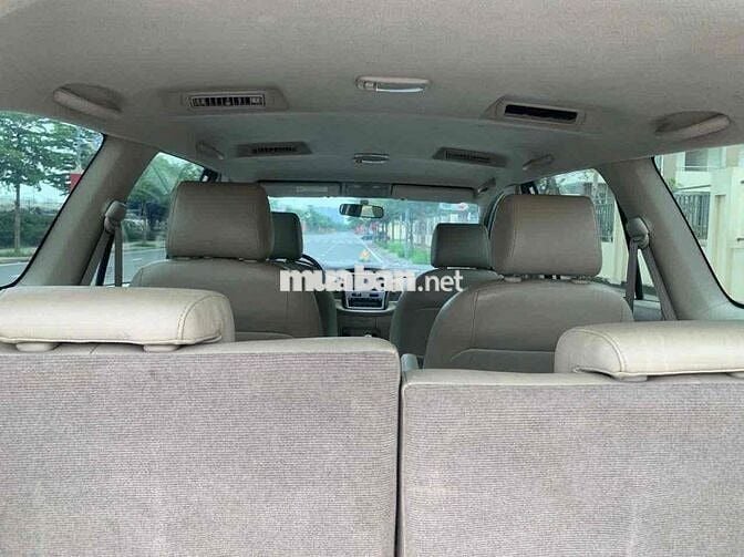 Toyota Innova 2014 2.0V - 130000 km