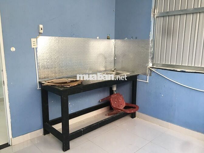 Phòng như hình ngay chợ Bà Chiểu có máy lạnh bếp WC riêng trong phòng