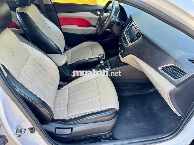 Hyundai Accent 2020 2021 số sàn bản đủ xe zin 100%